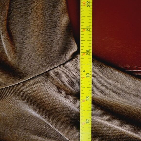 Lilian Vintage Elegant Cocoa Brown V-Neck Dress - Picture 11 of 15